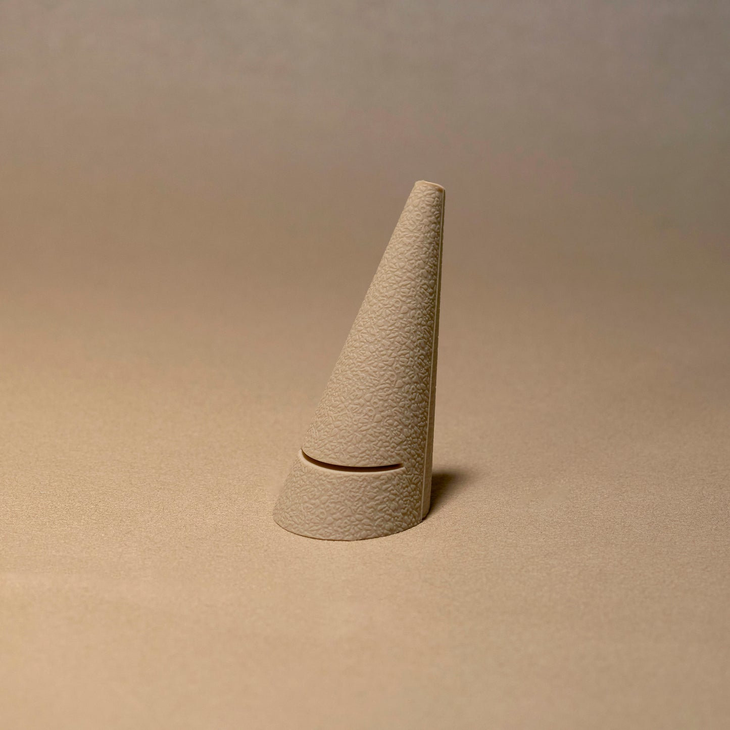 Si - R 0003